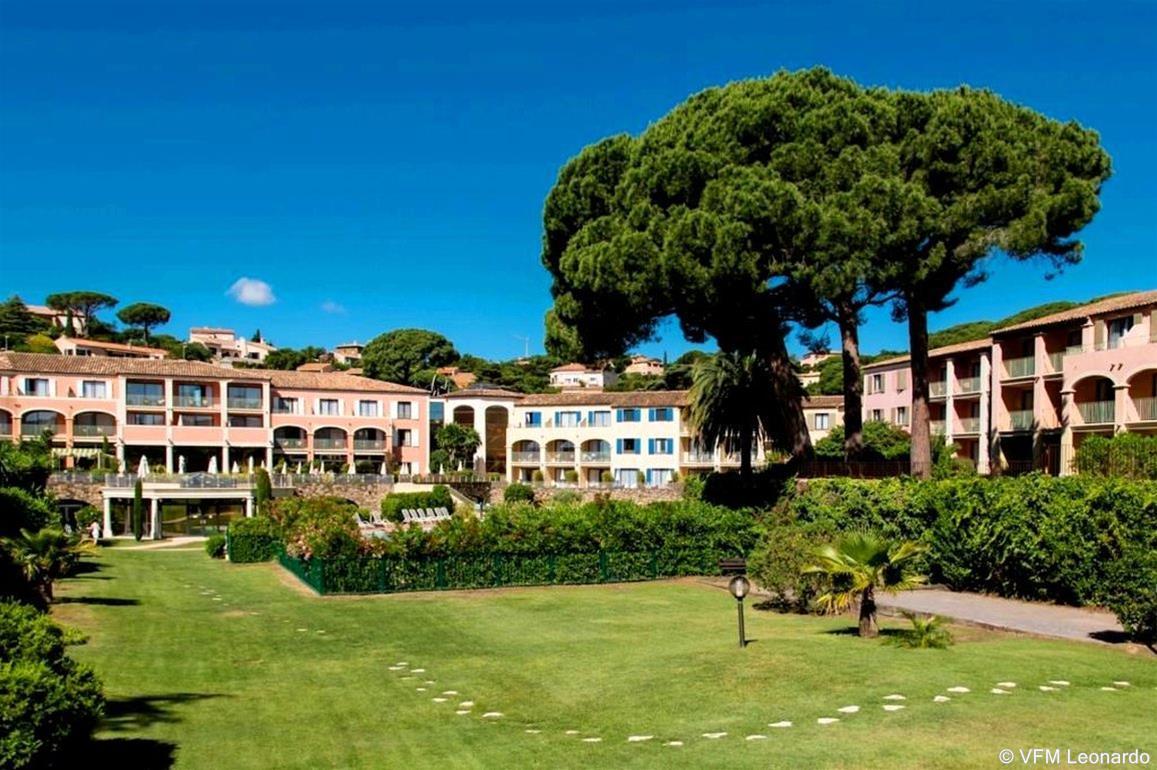 Hotel Les Jardins De Sainte-Maxime Luaran gambar